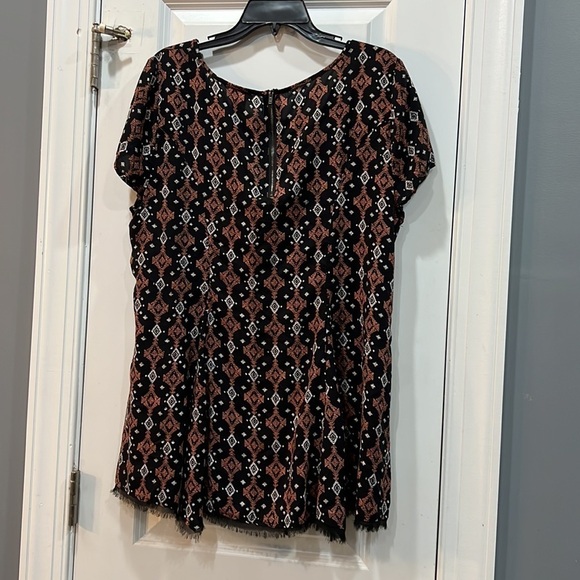 TORRID Shirt Plus Size 1 ALL  Over Print Rayon Lightweight Boho Womens - Picture 5 of 8